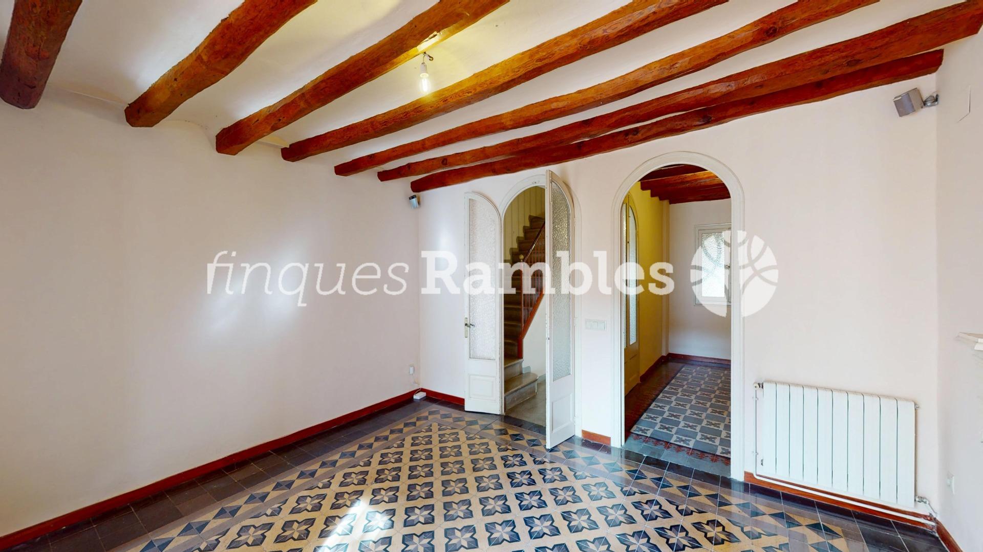 CASA SENYORIAL AMB GRAN JARDÍ, A PLE CENTRE DE CAPELLADES – 19