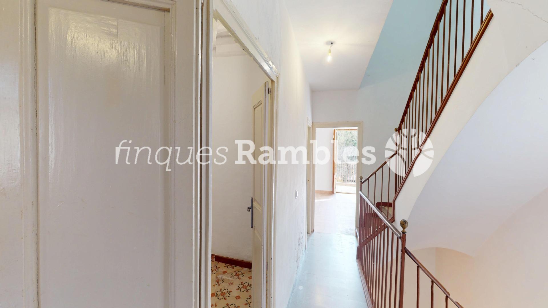 CASA SENYORIAL AMB GRAN JARDÍ, A PLE CENTRE DE CAPELLADES – 42