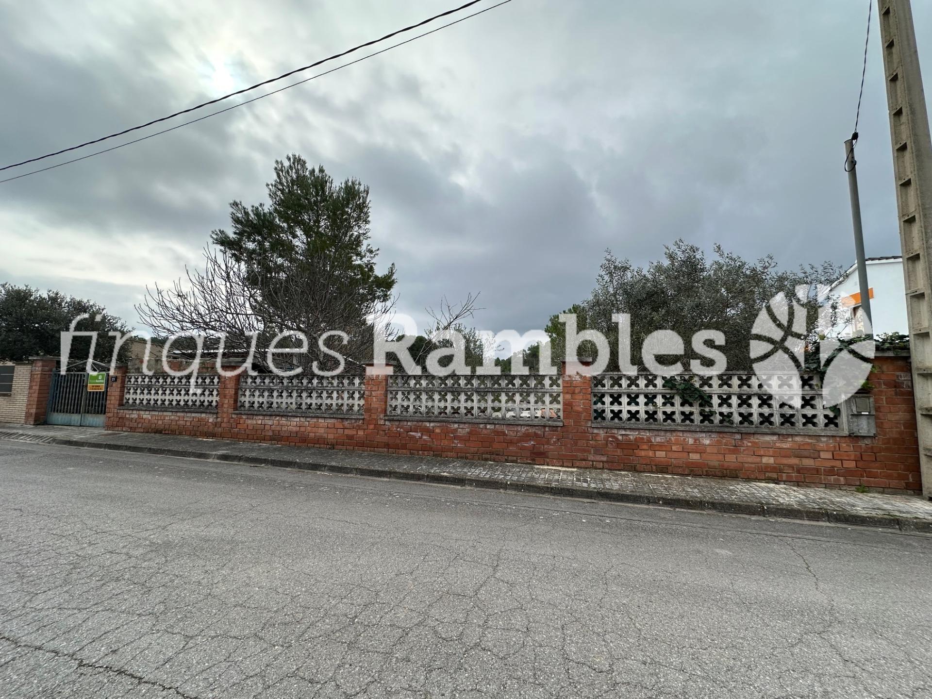 SOLAR EN VENDA A LES GARRIGUES – 6