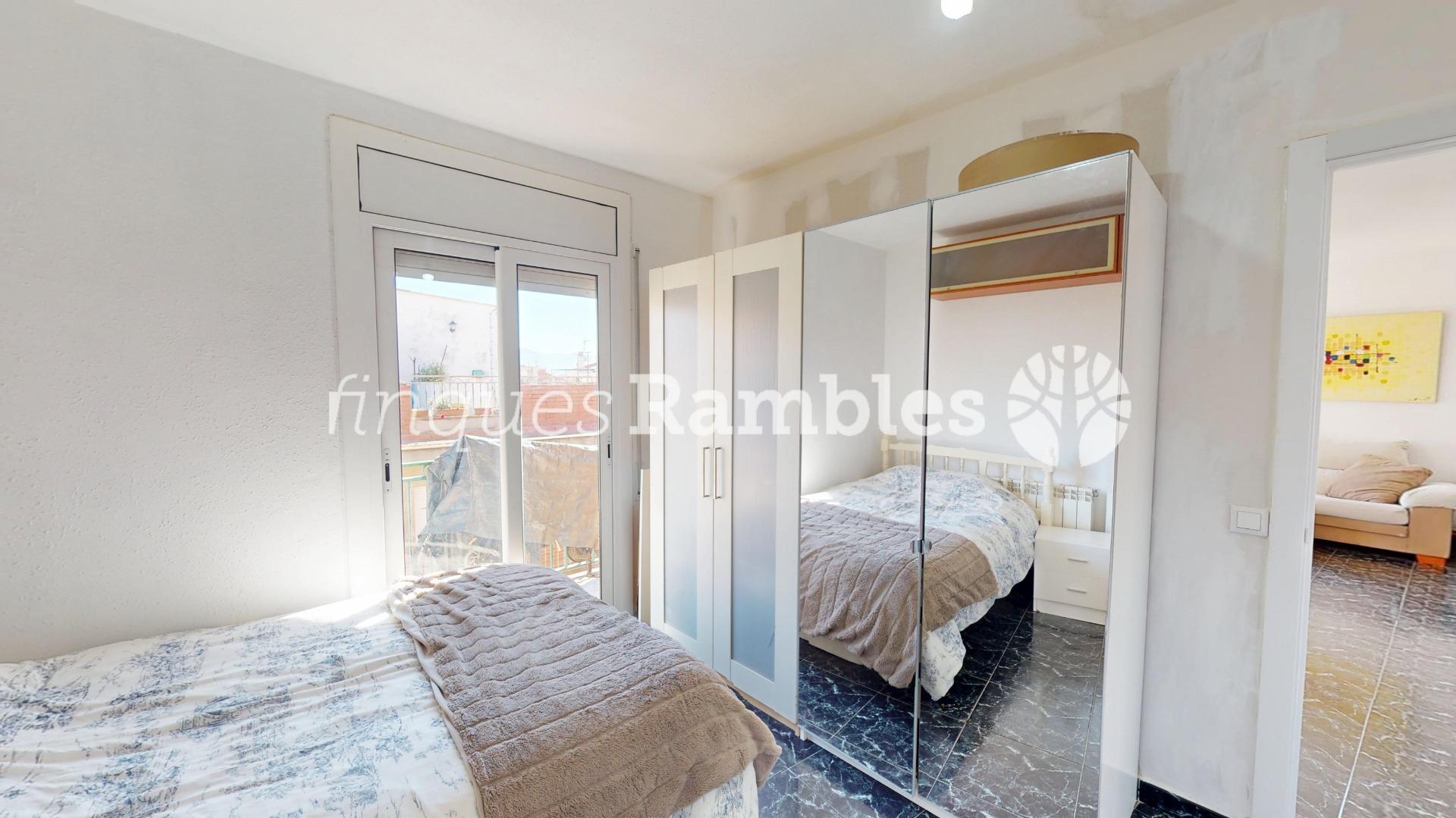 LLUM, AMPLITUD I VISTES A VILANOVA DEL CAMI – 14