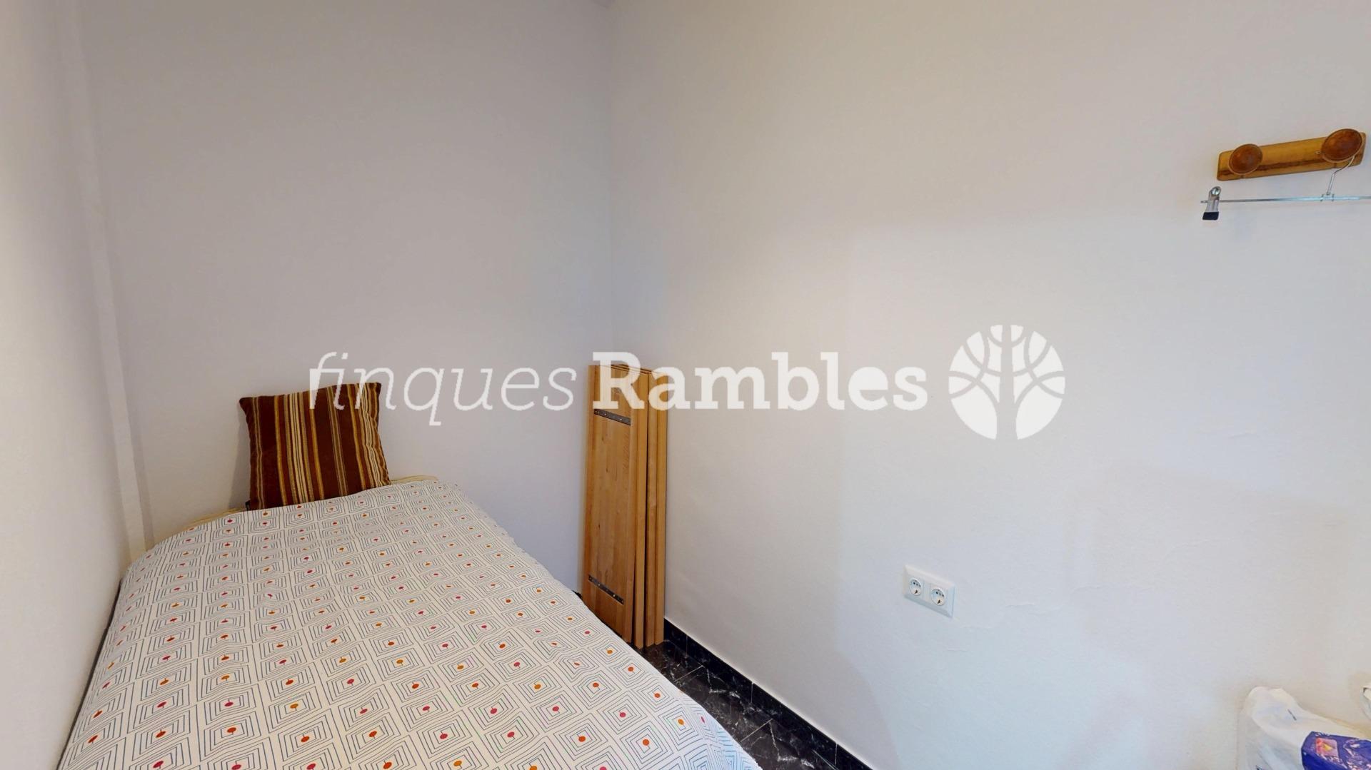 LLUM, AMPLITUD I VISTES A VILANOVA DEL CAMI – 23