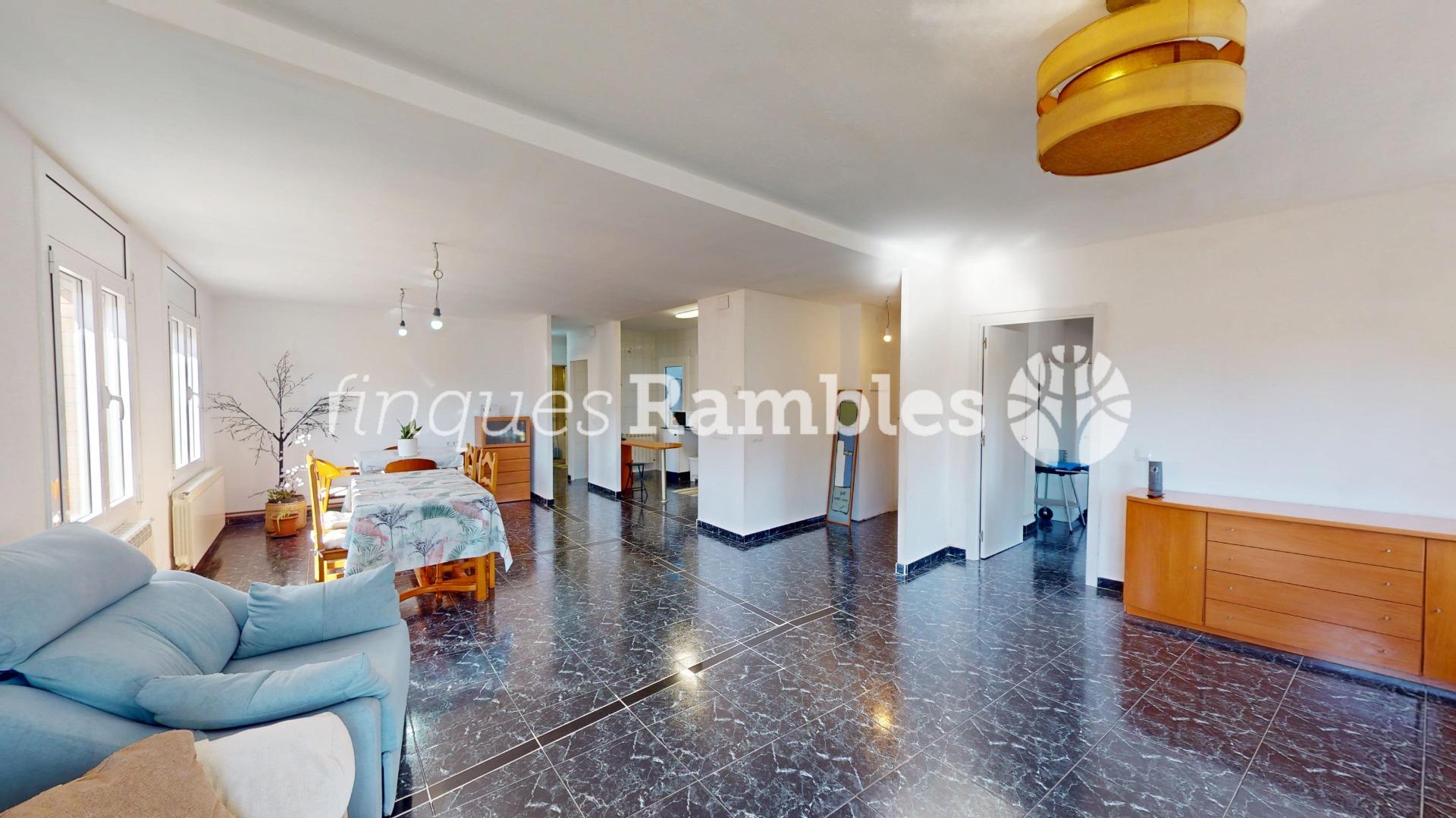 LLUM, AMPLITUD I VISTES A VILANOVA DEL CAMI – 3