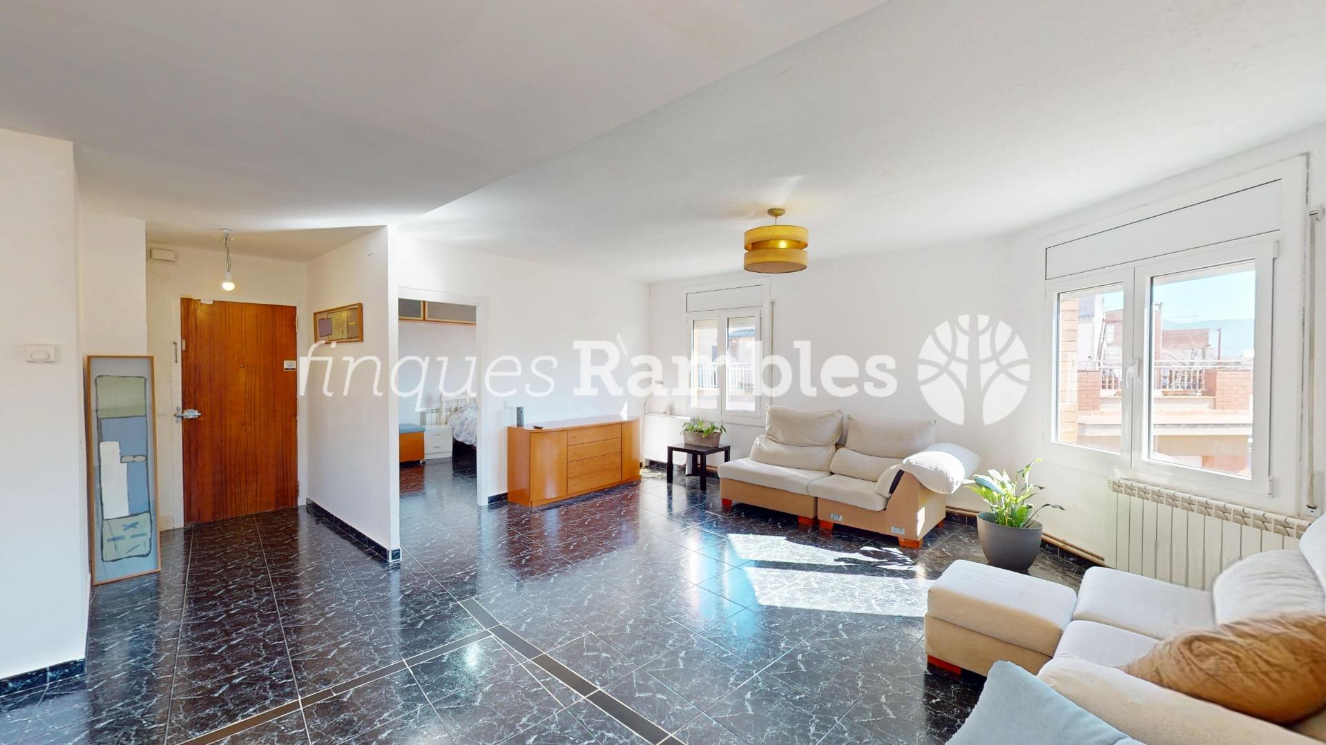 LLUM, AMPLITUD I VISTES A VILANOVA DEL CAMI – 7