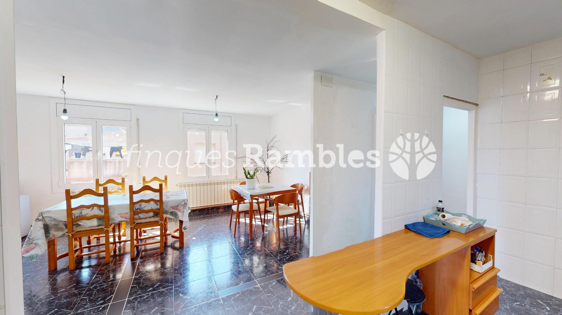 LLUM, AMPLITUD I VISTES A VILANOVA DEL CAMI – 9