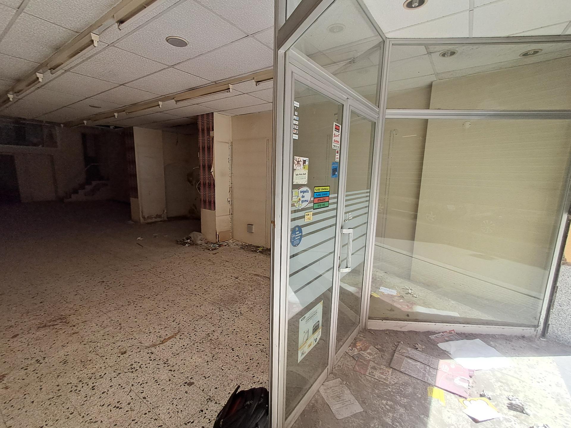 LOCAL COMERCIAL DE LLOGUER A LA RAMBLA SANT FERRAN D’IGUALADA – 2