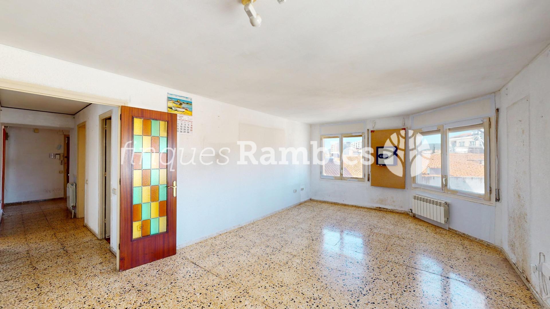 ATIC LLUMINOS I TRANQUIL AMB VISTES – 16