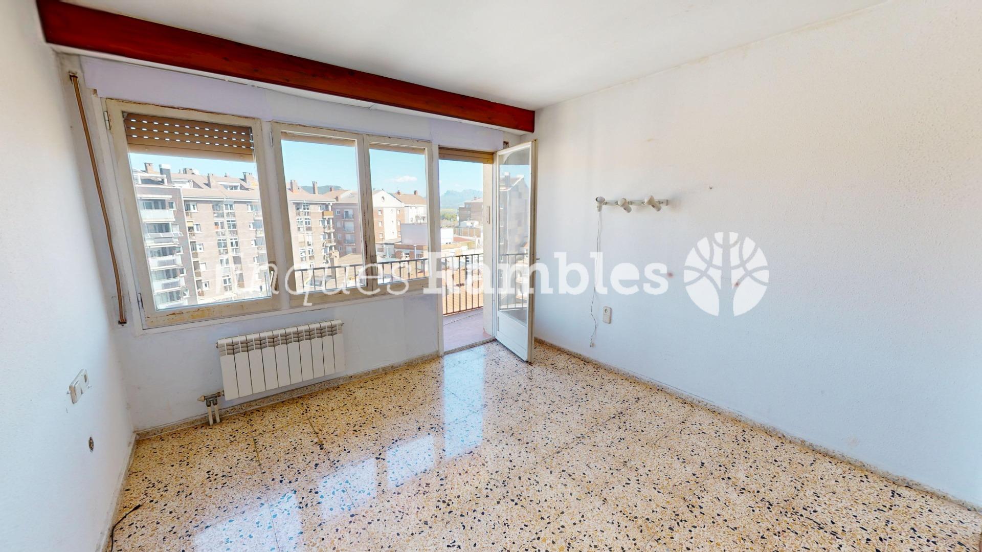 ATIC LLUMINOS I TRANQUIL AMB VISTES – 20