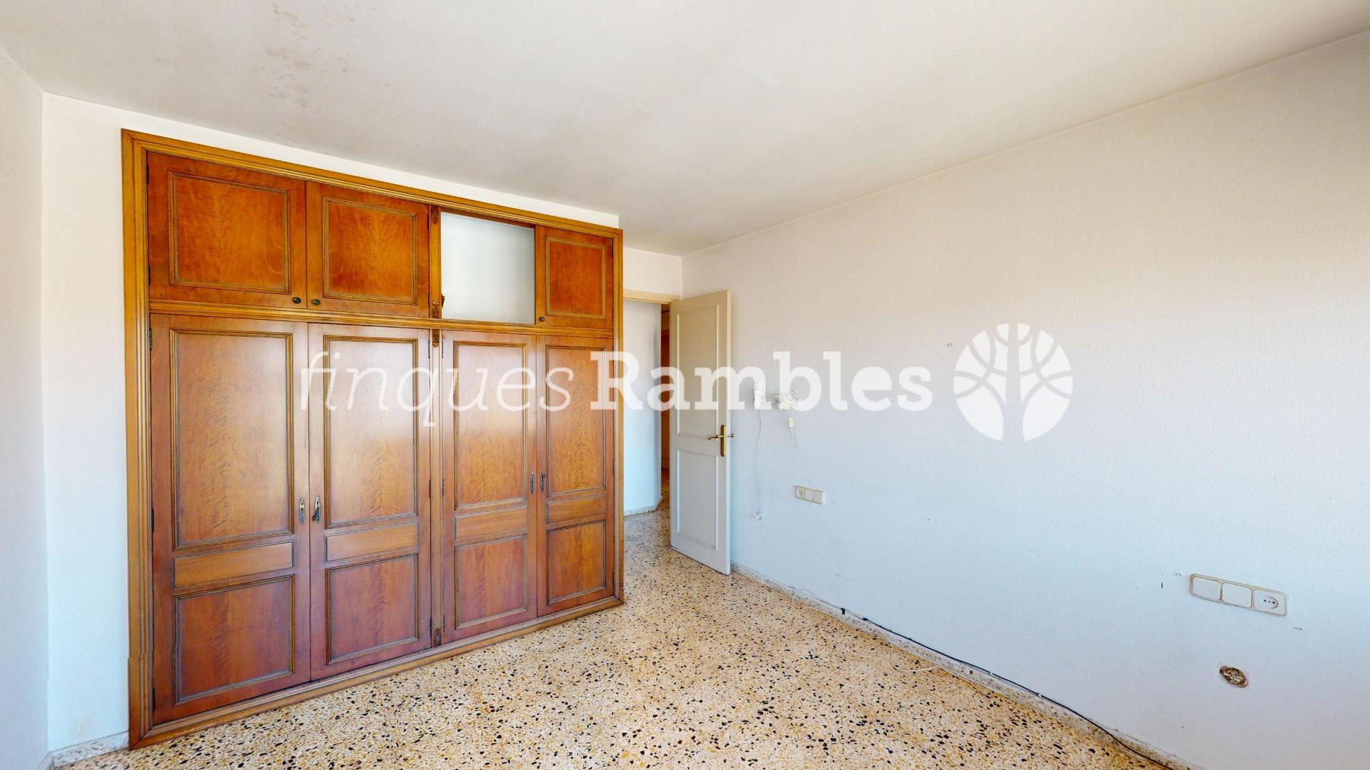 ATIC LLUMINOS I TRANQUIL AMB VISTES – 21