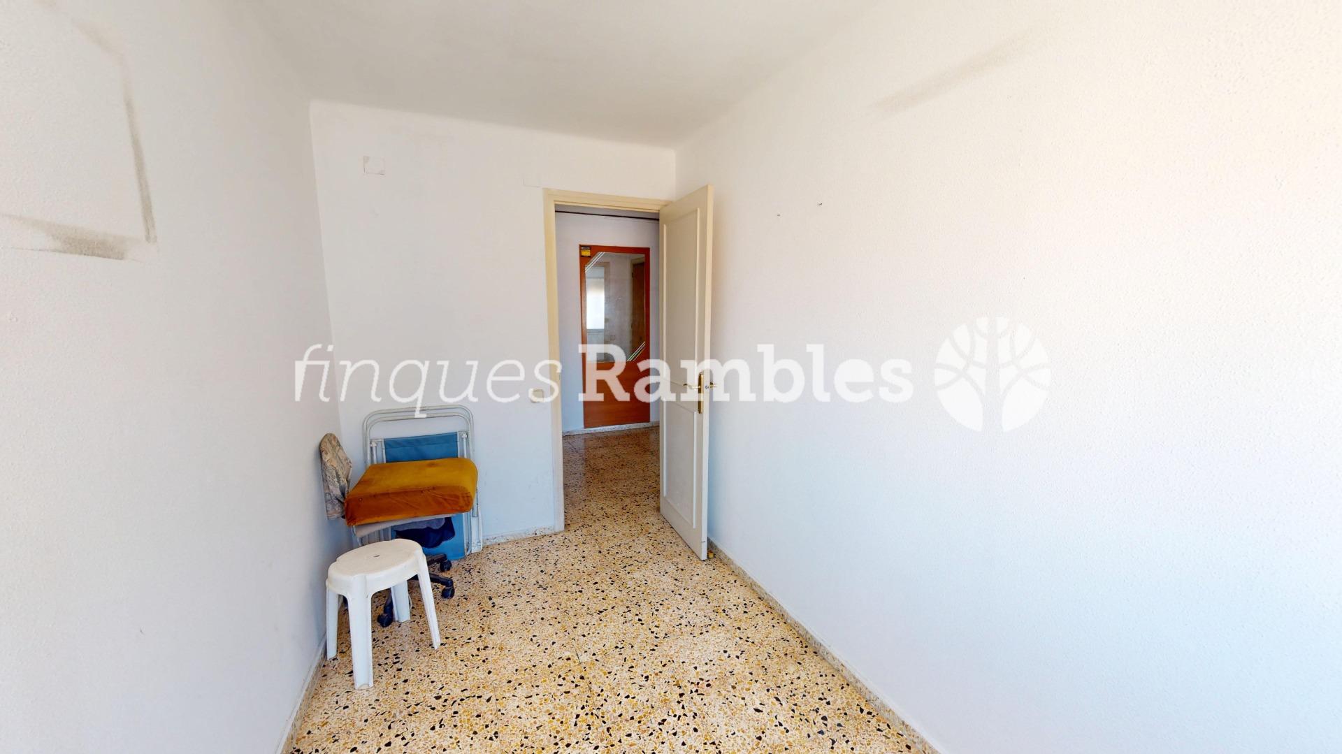 ATIC LLUMINOS I TRANQUIL AMB VISTES – 8