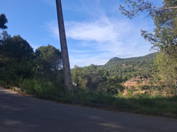 EL TEU SOLAR, ELS TEUS METRES I LA TEVA ZONA. SOLAR EN VENTA A LA POBLA DE CLARAMUNT.