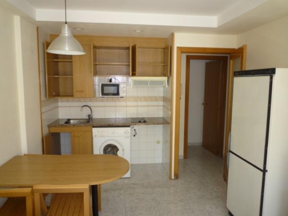 OPORTUNITAT! EDIFICI D´11 HABITATGES + 3 GARATGES, EN RENDIBILITAT.