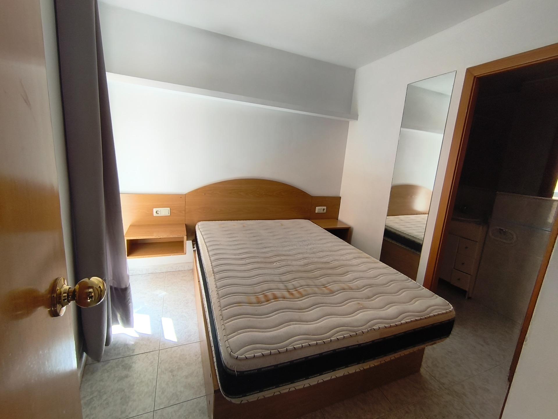 OPORTUNITAT! EDIFICI D´11 HABITATGES + 3 GARATGES, EN RENDIBILITAT.