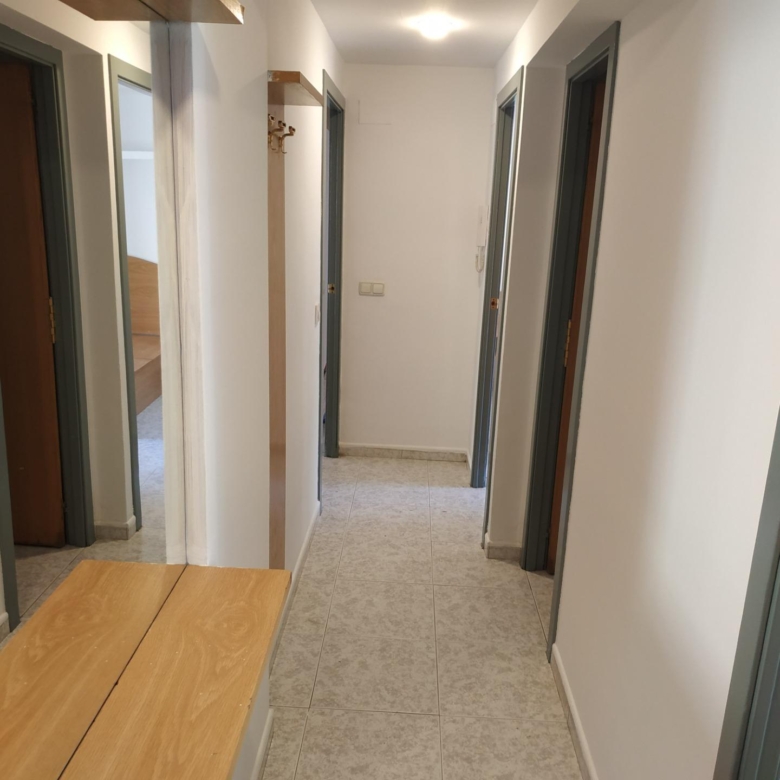 OPORTUNITAT! EDIFICI D´11 HABITATGES + 3 GARATGES, EN RENDIBILITAT.