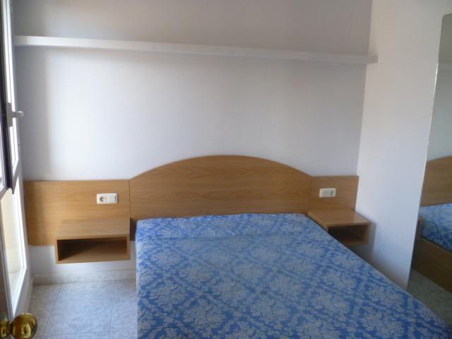 OPORTUNITAT! EDIFICI D´11 HABITATGES + 3 GARATGES, EN RENDIBILITAT.