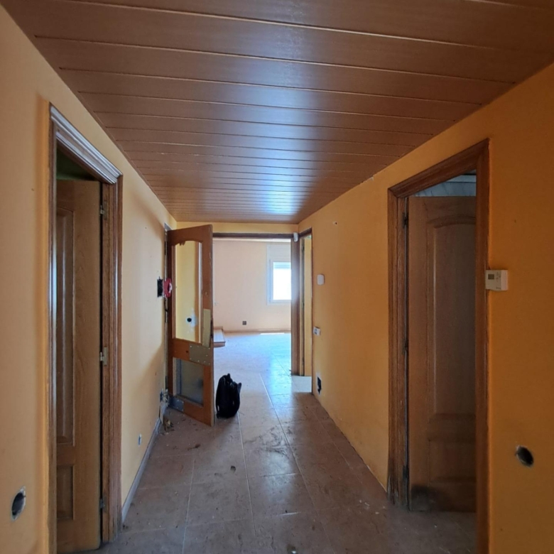 Piso – Vilanova del Cami (Barri La Pau)