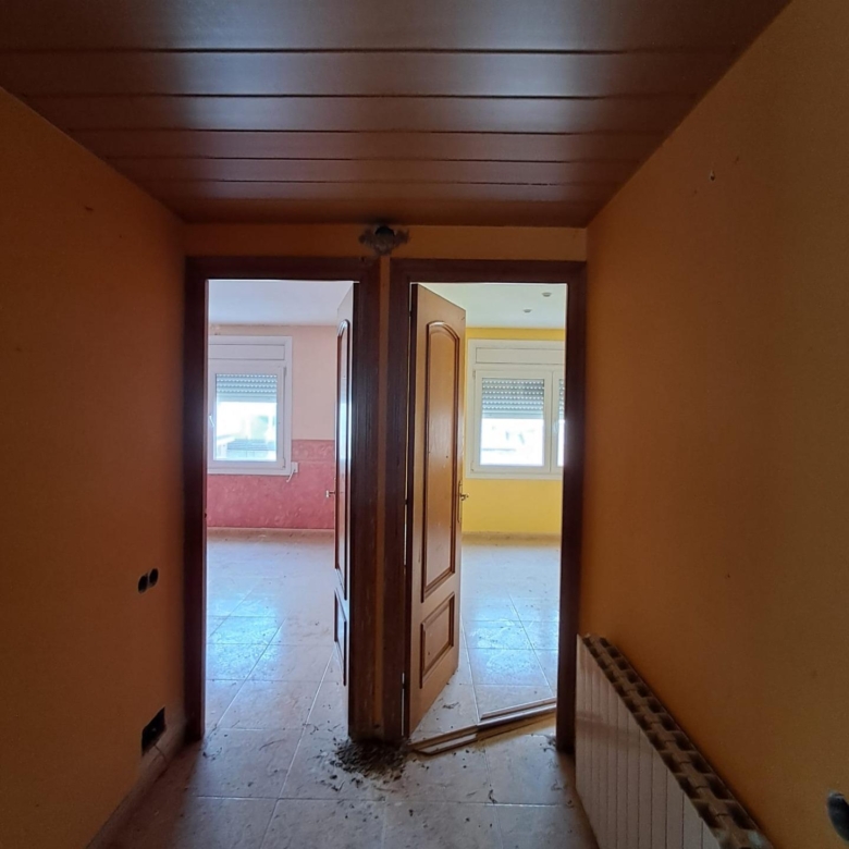 Piso – Vilanova del Cami (Barri La Pau)