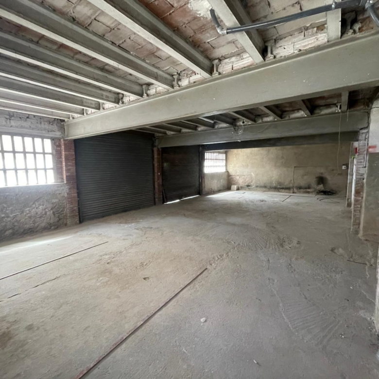 ALMACÉN / LOCAL DE 162 m² EN LA ZONA DEL REC DE IGUALADA