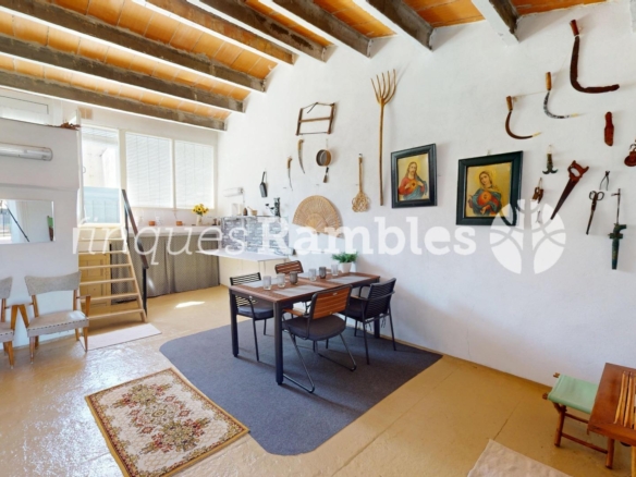 CASA AMB 3 PISOS AL CENTRE D’IGUALADA