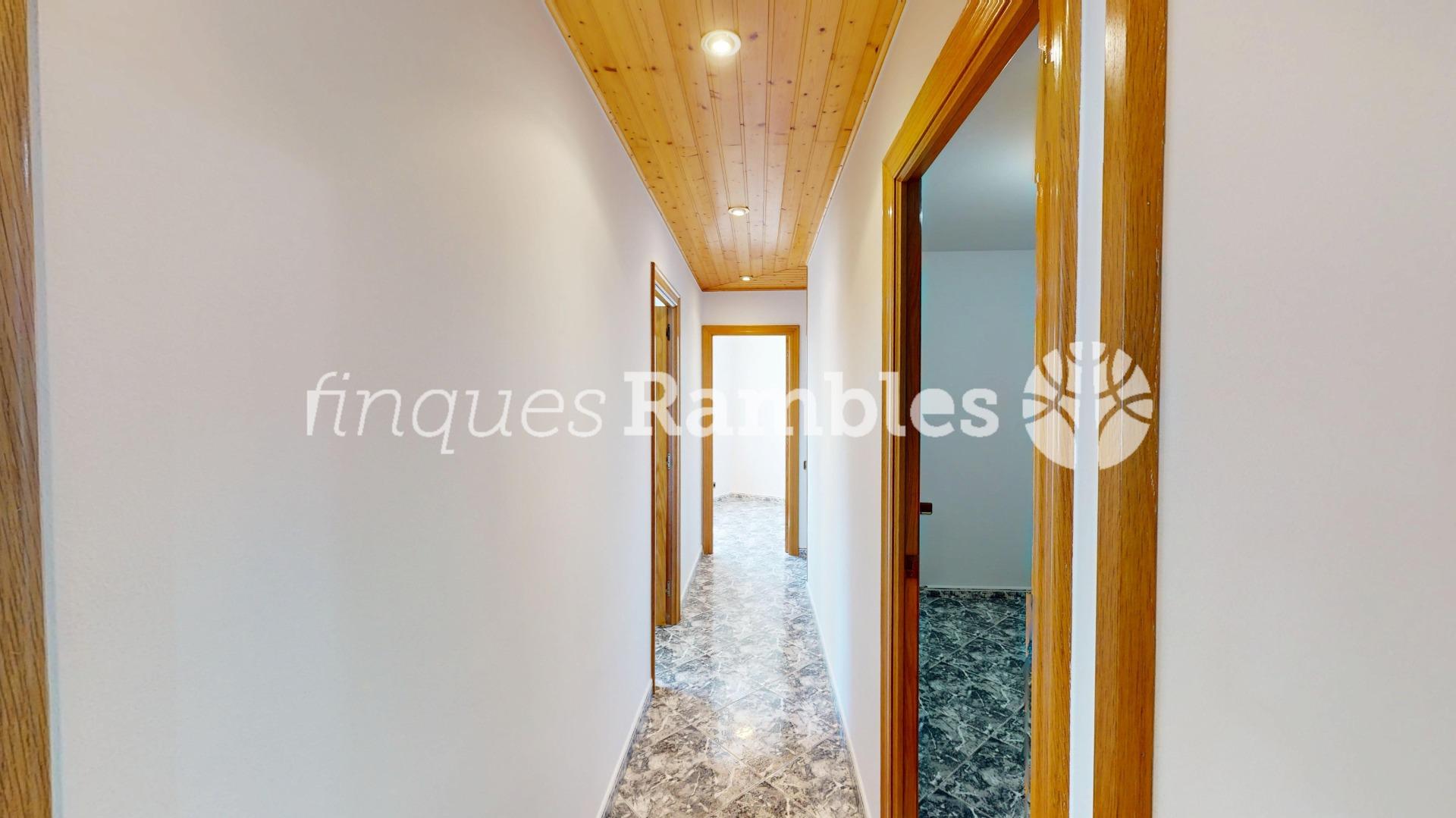 Oportunitat a Set Camins amb pàrquing i ascensor