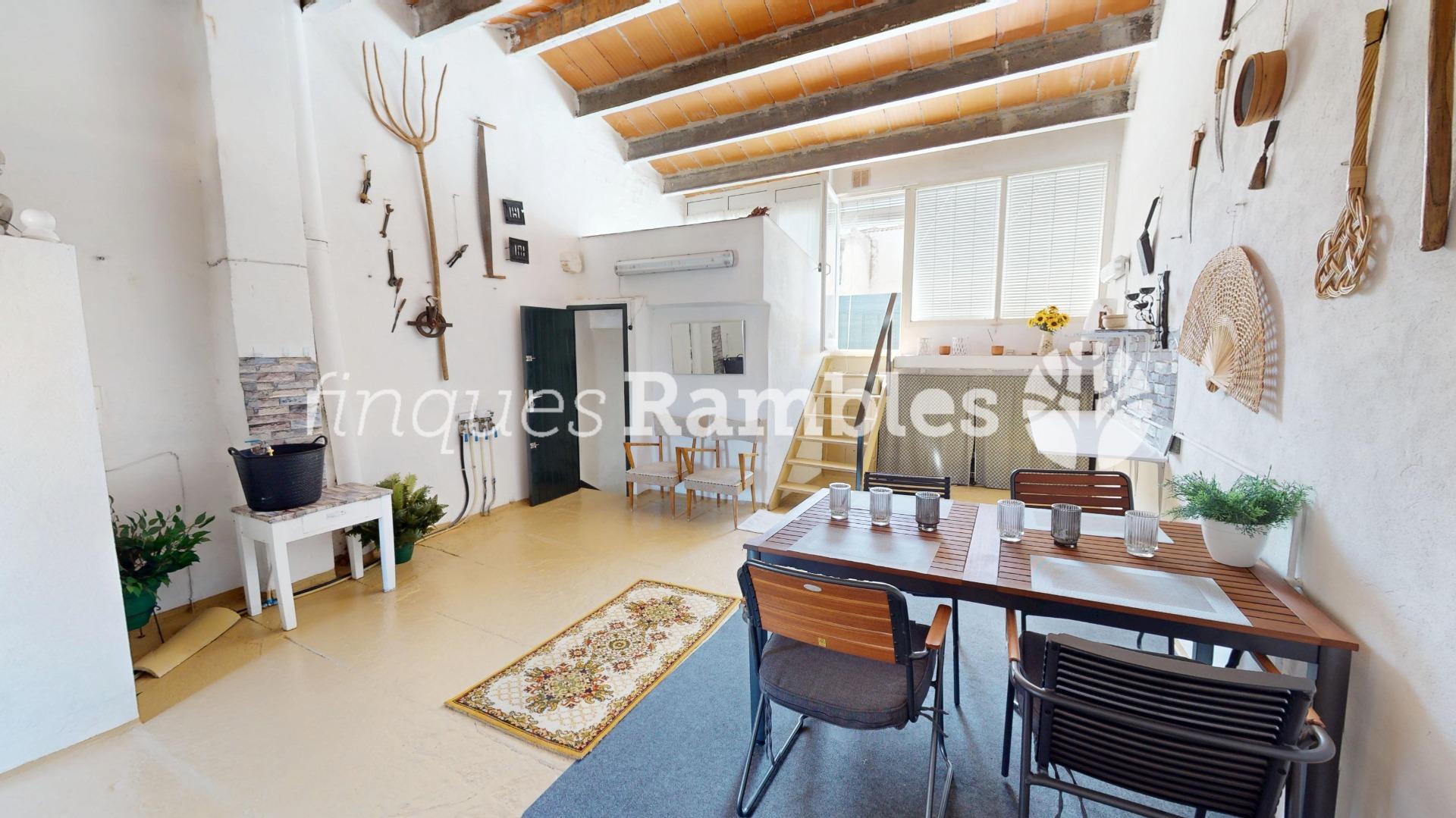 CASA AMB 3 PISOS AL CENTRE D’IGUALADA – 5 CASA AMB 3 PISOS AL CENTRE D’IGUALADA