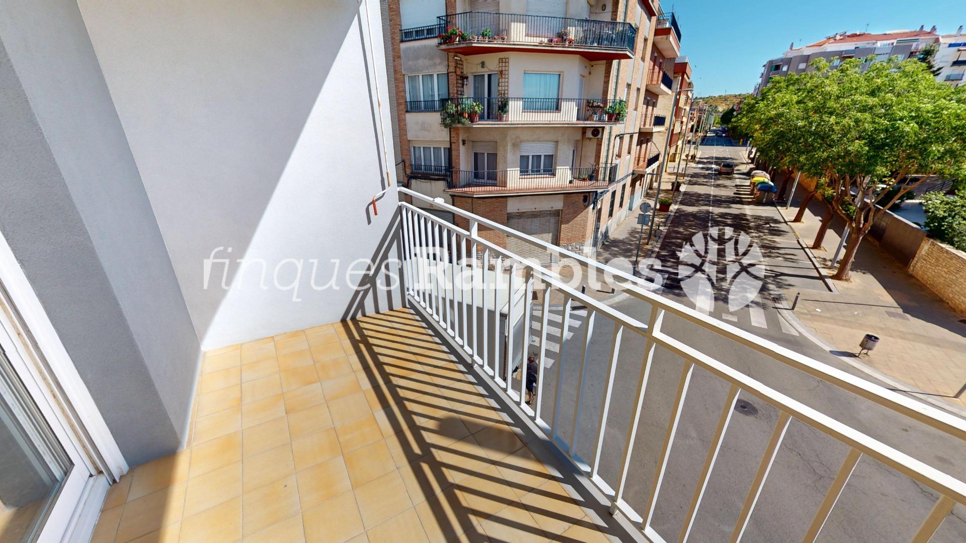 Oportunitat a Set Camins amb pàrquing i ascensor