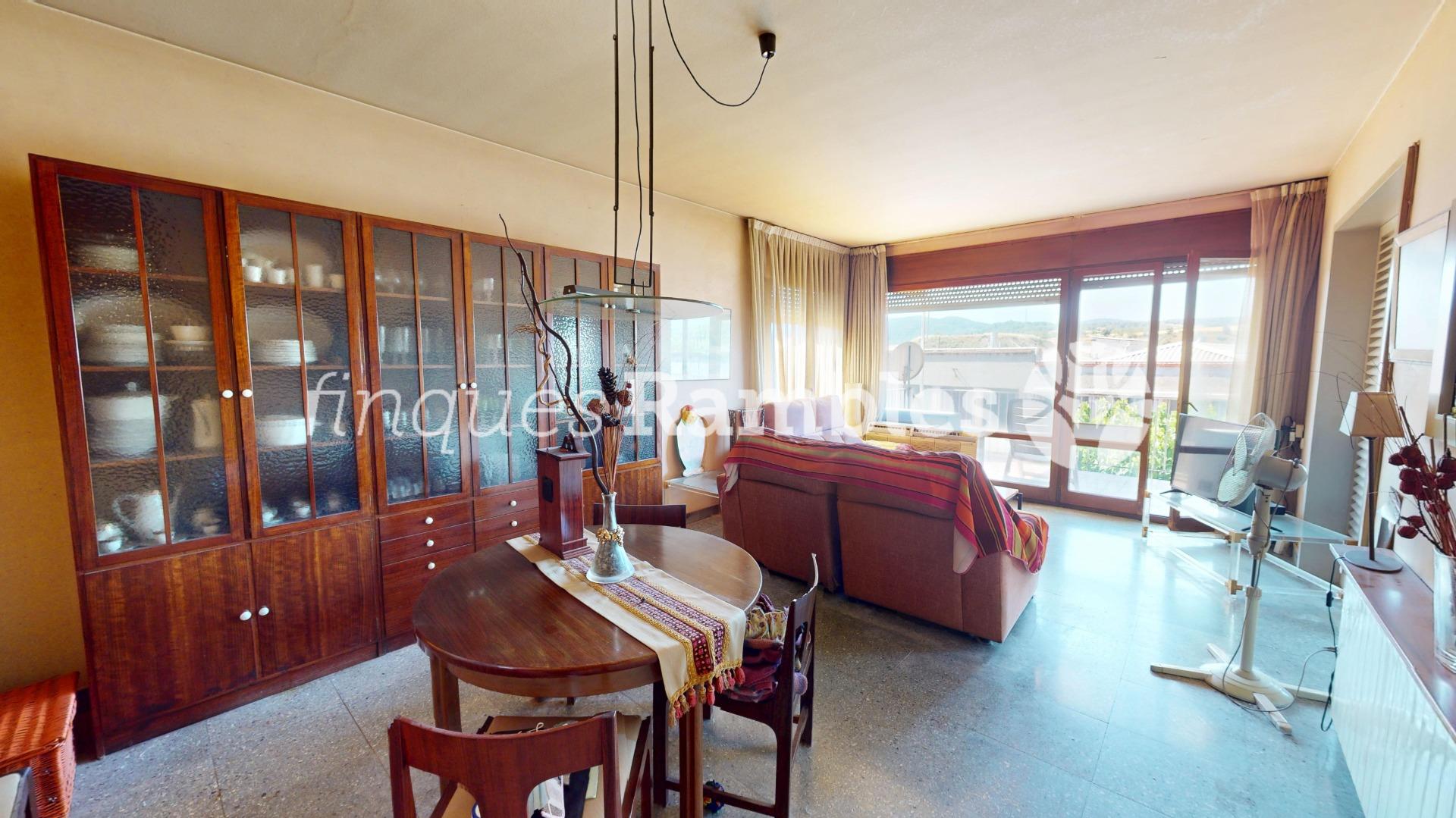 ESPECTACULAR FINCA SINGULAR AMB GRANS TERRASSES – 5 ESPECTACULAR FINCA SINGULAR AMB GRANS TERRASSES
