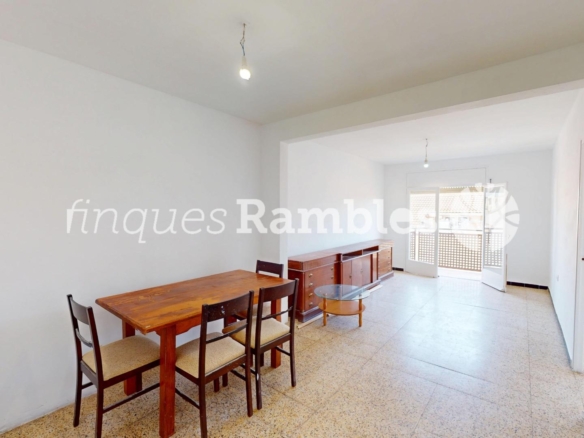Amplio piso en Vilanova del camí