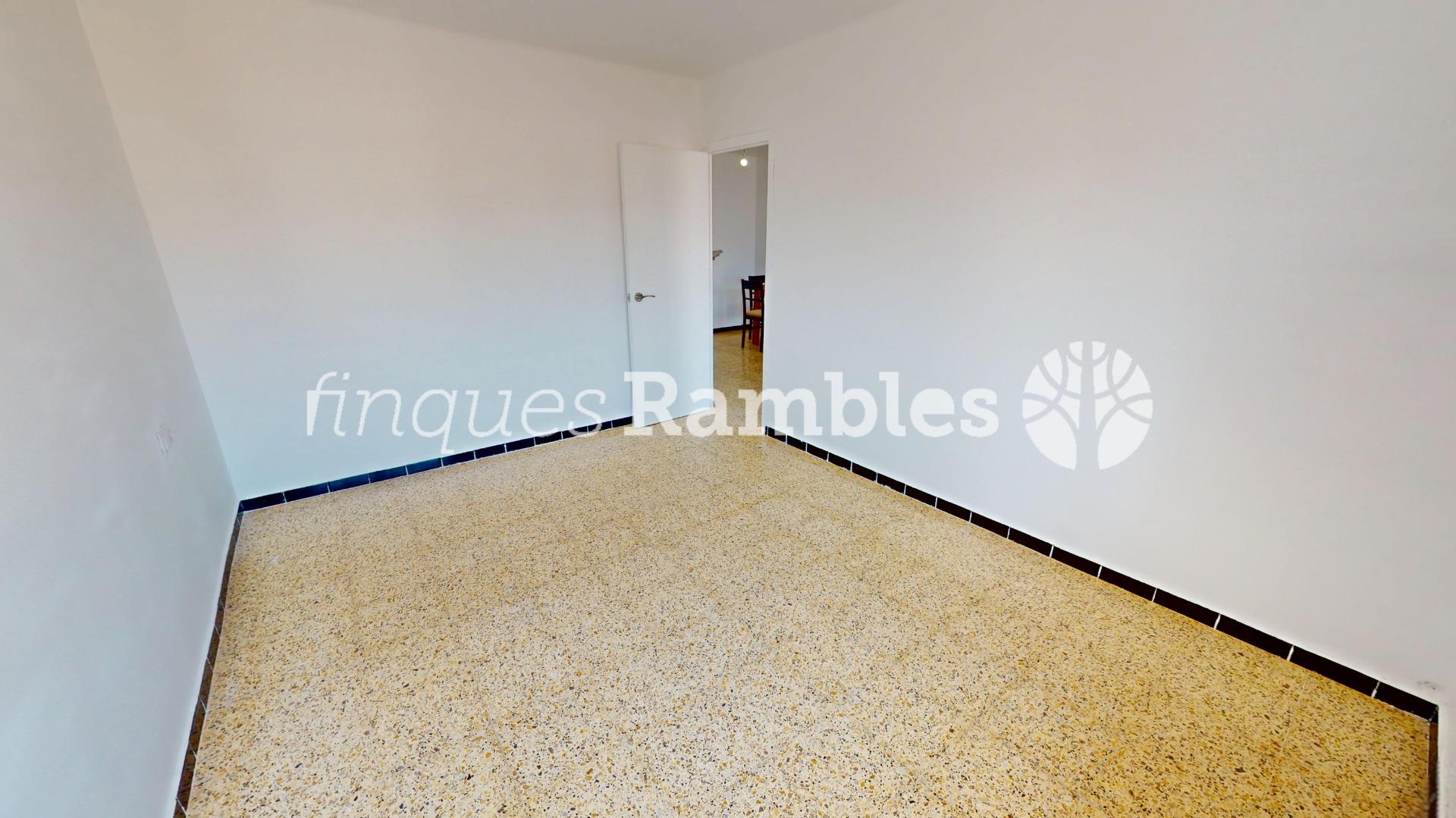 Amplio piso en Vilanova del camí – 11 Amplio piso en Vilanova del camí