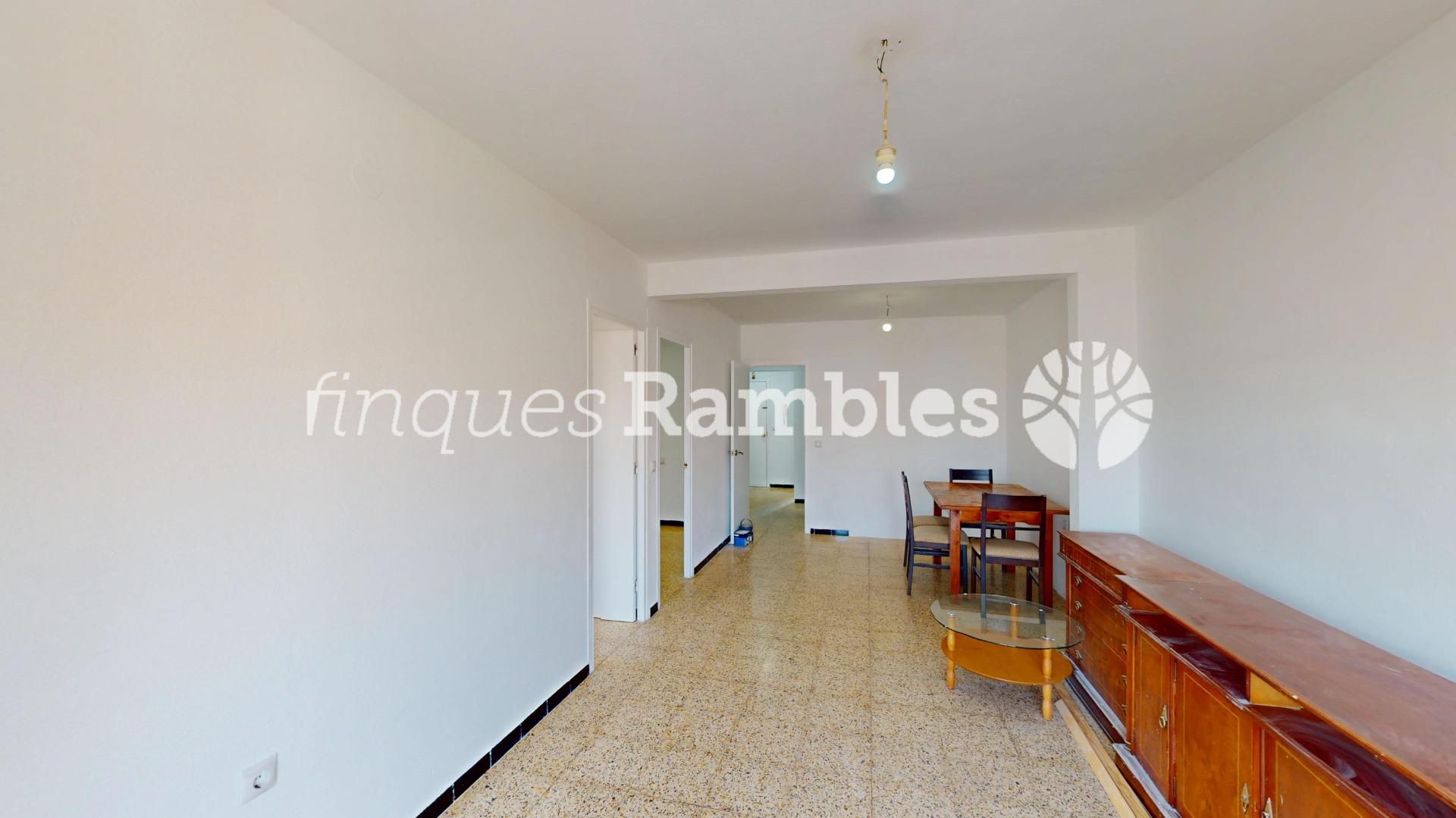 Amplio piso en Vilanova del camí – 3 Amplio piso en Vilanova del camí