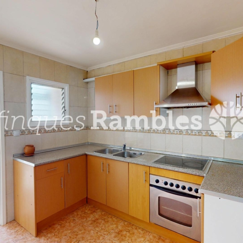 Amplio piso en Vilanova del camí