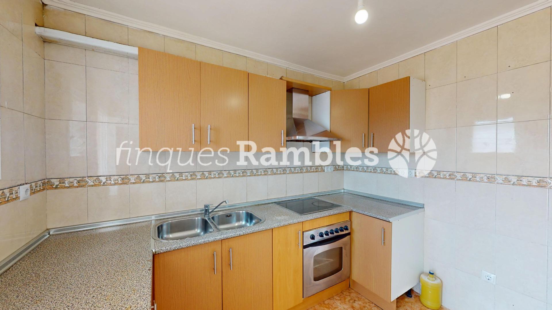 Amplio piso en Vilanova del camí – 8 Amplio piso en Vilanova del camí