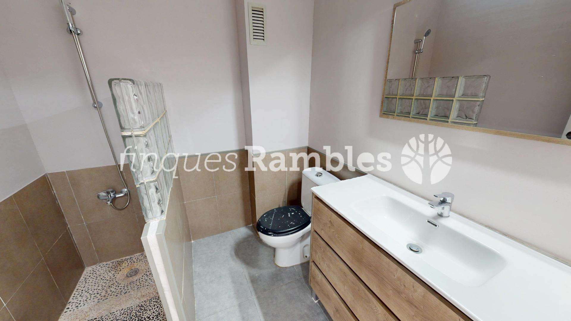 Amplio piso en Vilanova del camí – 9 Amplio piso en Vilanova del camí