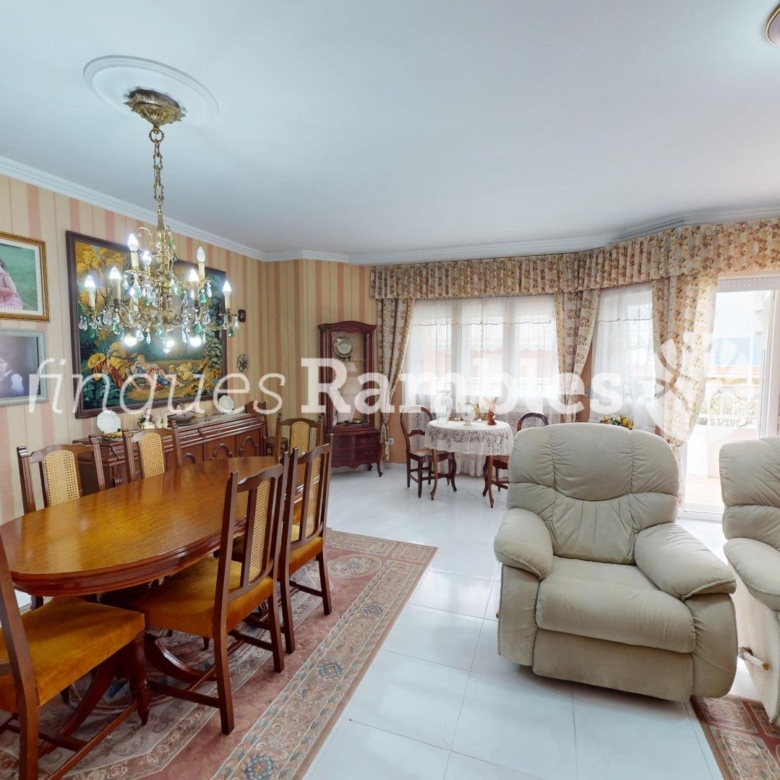 CASA UNICA A SET CAMINS