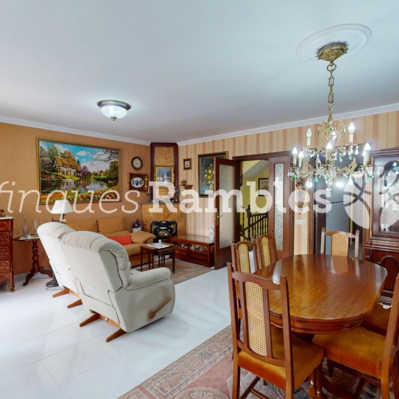 CASA UNICA A SET CAMINS