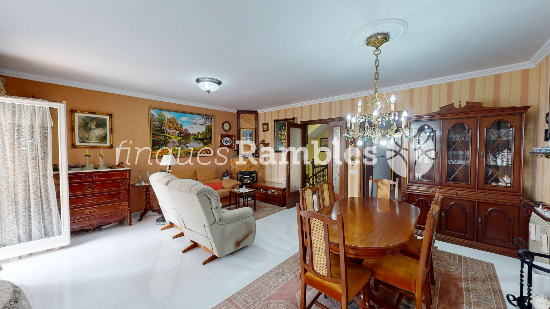 CASA UNICA A SET CAMINS