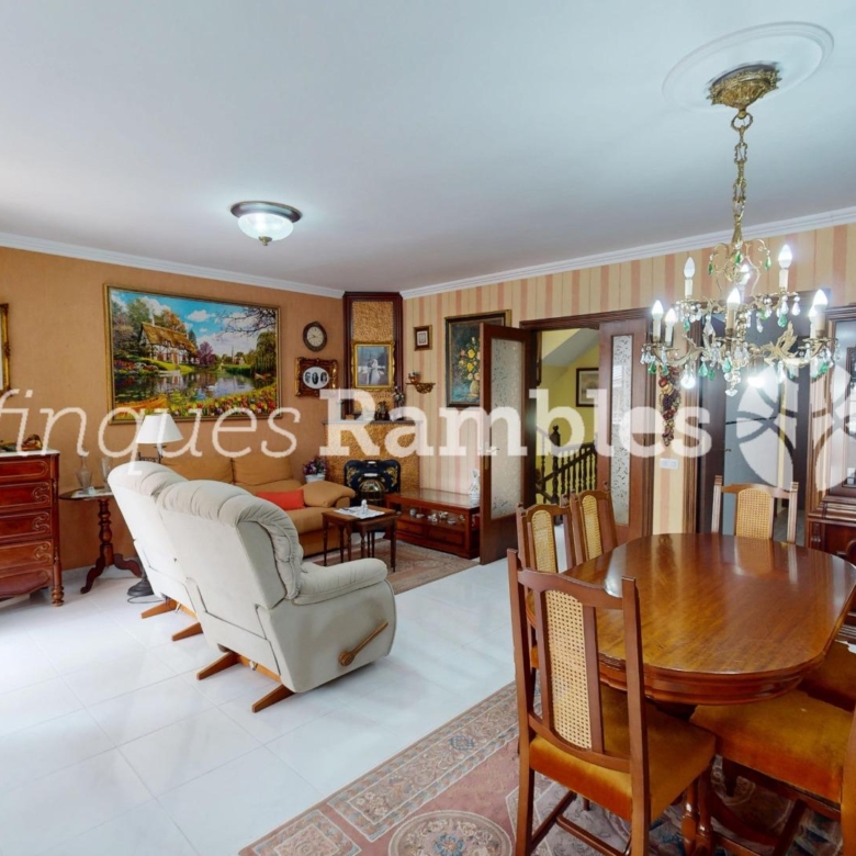 CASA UNICA A SET CAMINS