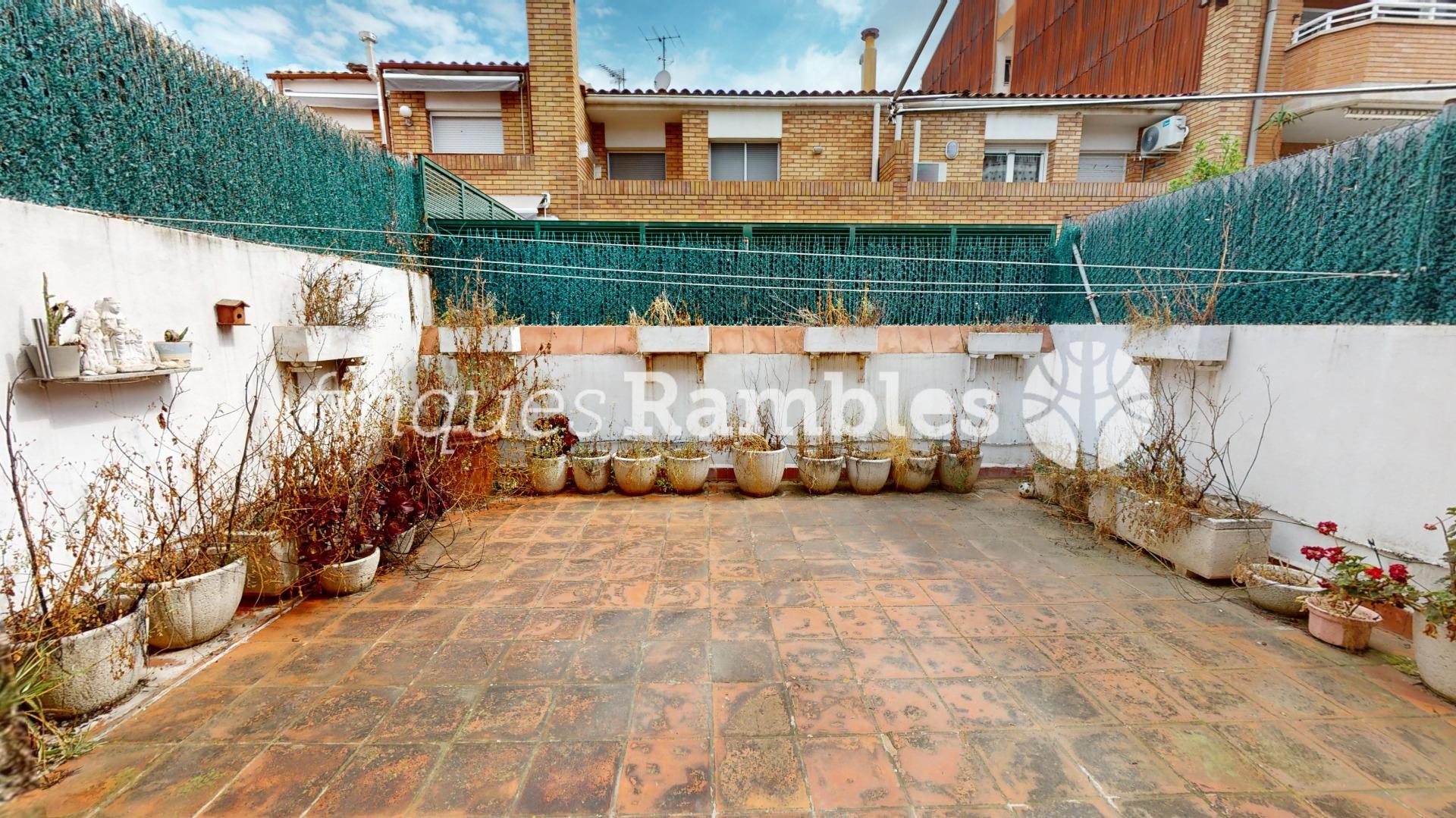 CASA UNICA A SET CAMINS