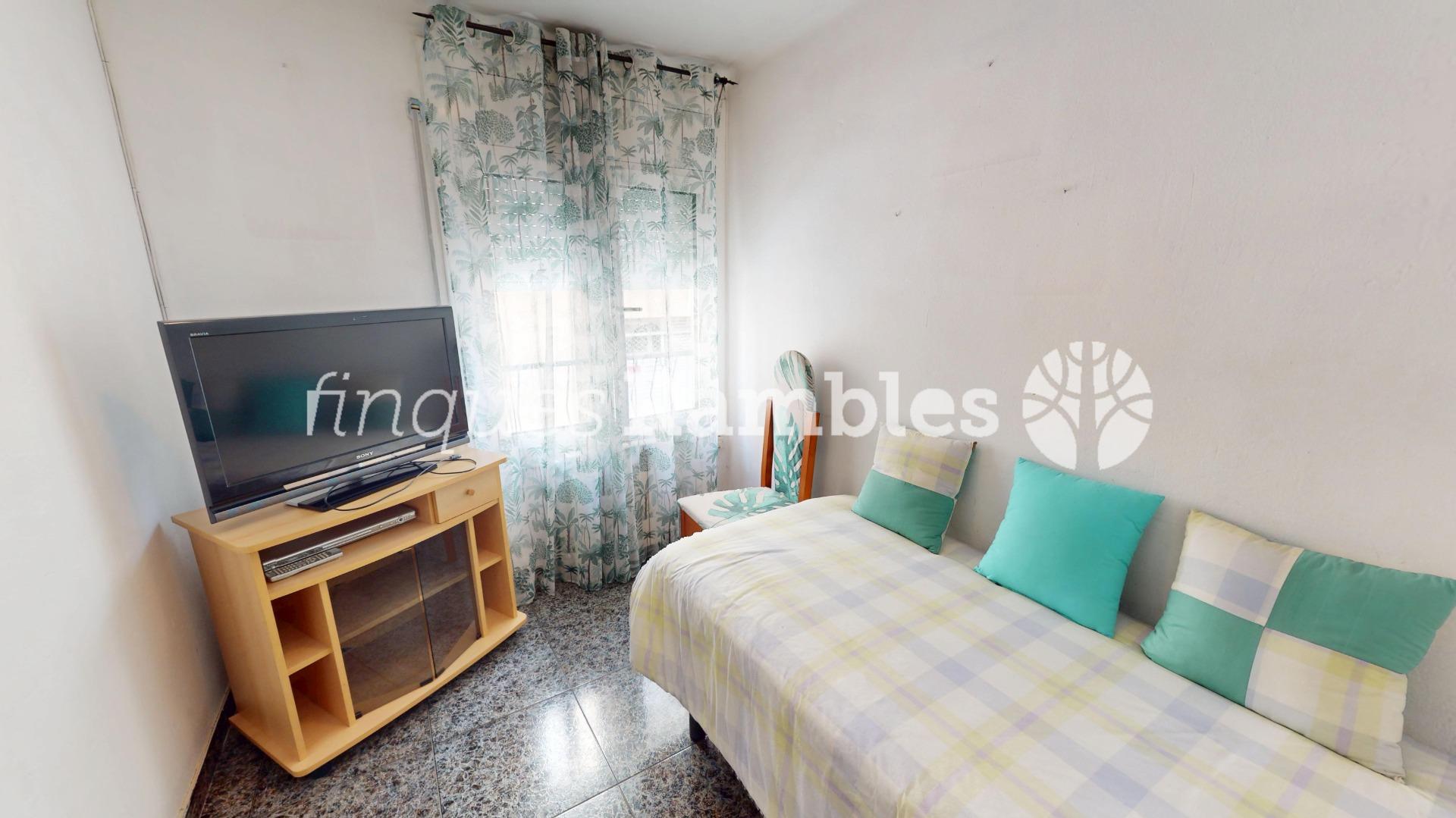 Casa con gran garaje, terraza reformada y múltiples espacios en Vilanova del Camí – 11 Casa con gran garaje, terraza reformada y múltiples espacios en Vilanova del Camí