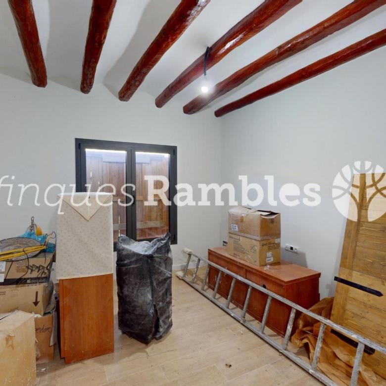 ENCANTADORA CASA REFORMADA A BIURE DE GAIÀ (LES PILES), ENVOLTADA DE NATURA