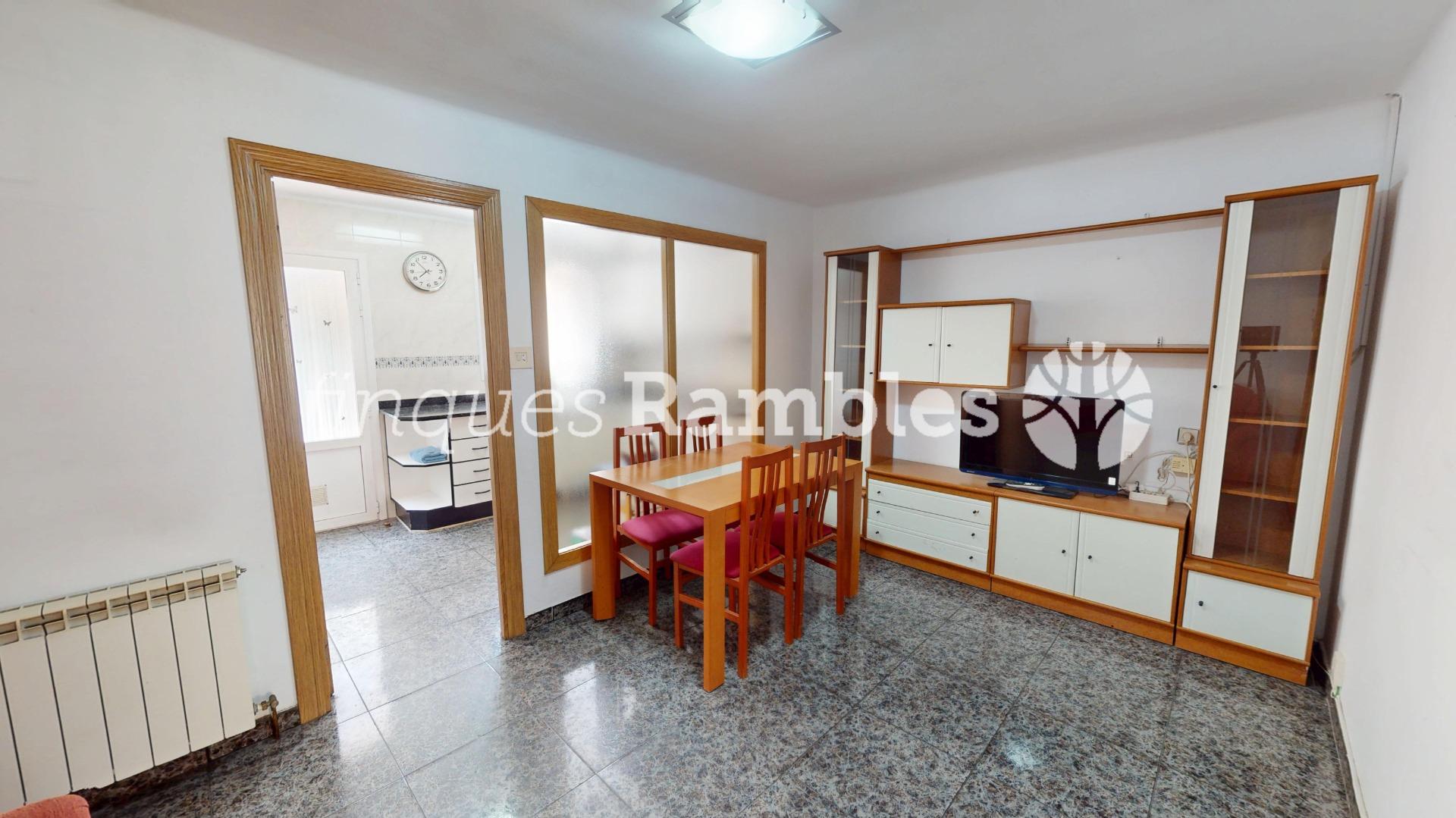 Casa con gran garaje, terraza reformada y múltiples espacios en Vilanova del Camí – 7 Casa con gran garaje, terraza reformada y múltiples espacios en Vilanova del Camí