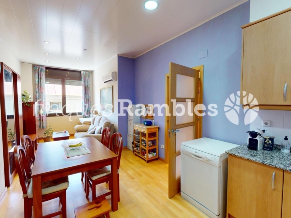 Acollidor pis de 2 habitacions amb plaça d’aparcament a Igualada.