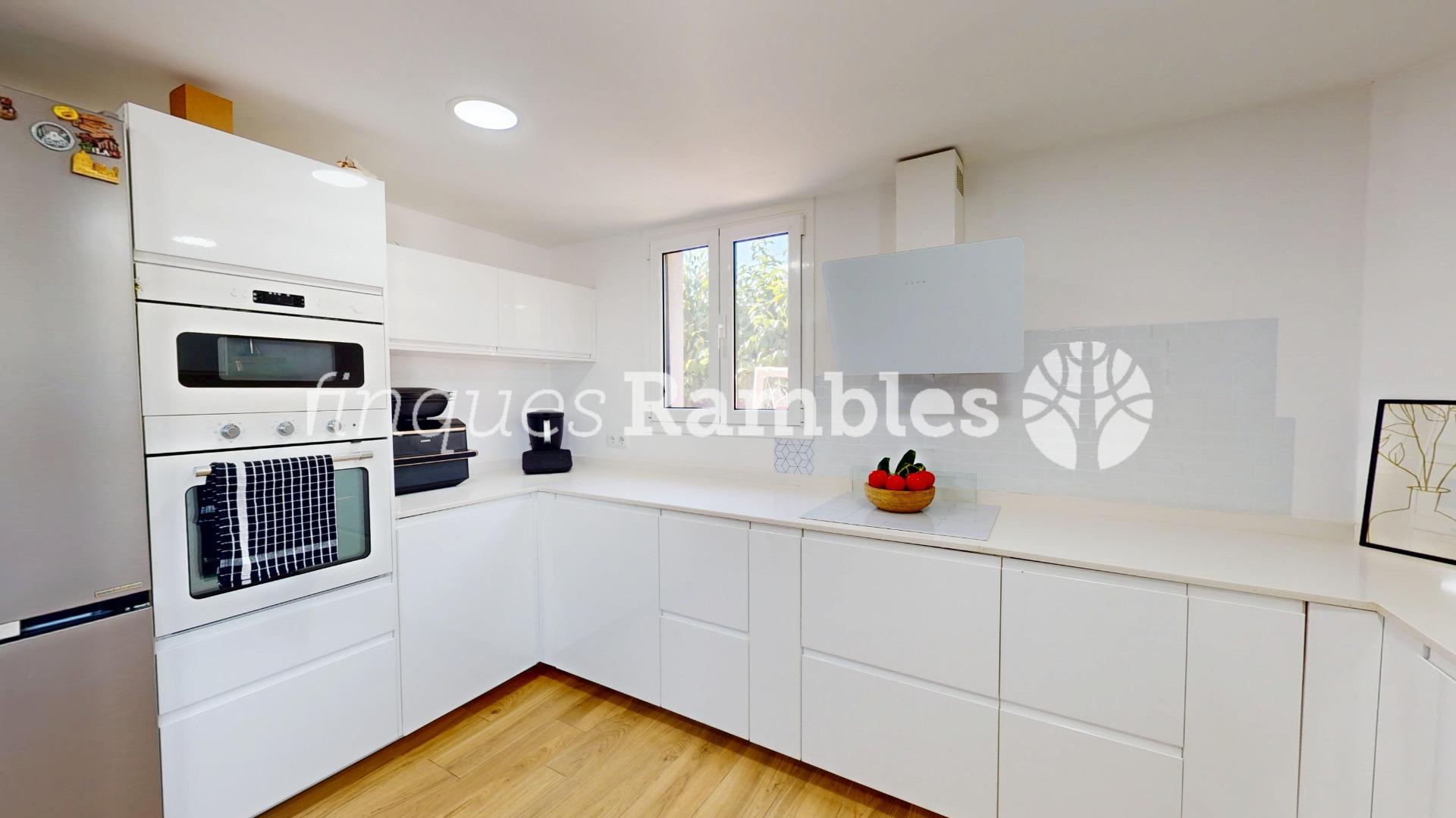 Chalet – La Torre de Claramunt (El xaro 2)