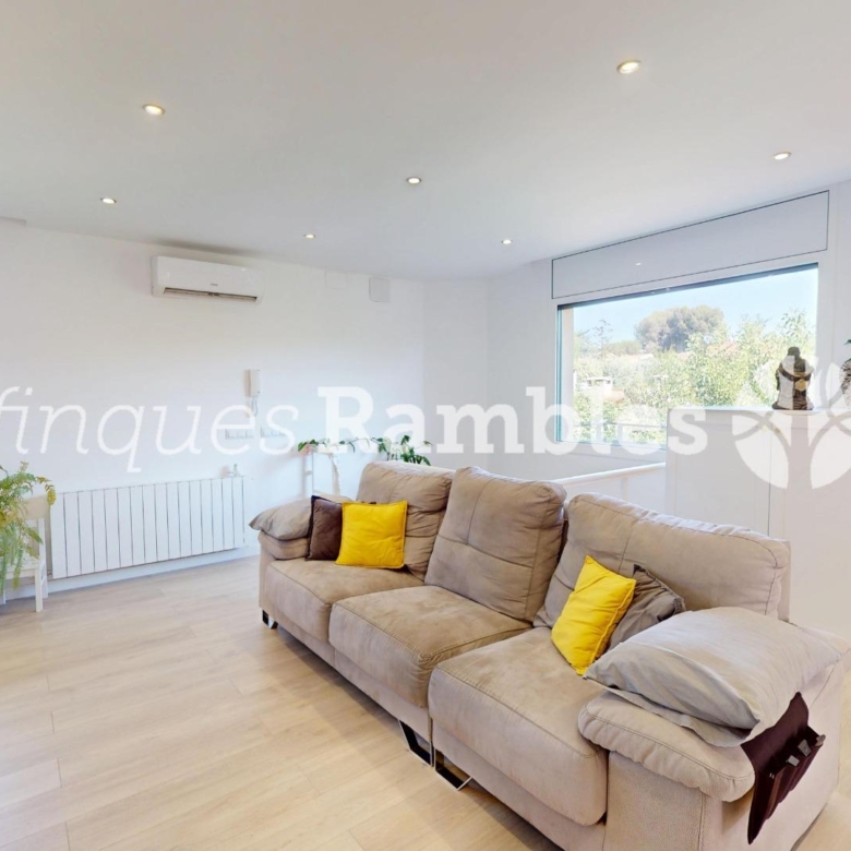 Chalet – La Torre de Claramunt (El xaro 2)