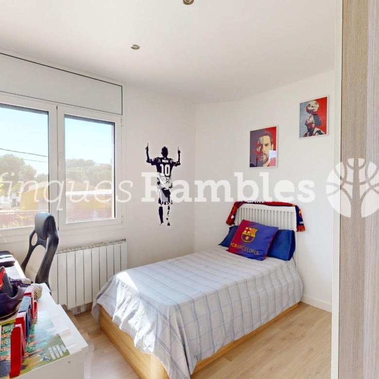 Chalet – La Torre de Claramunt (El xaro 2)