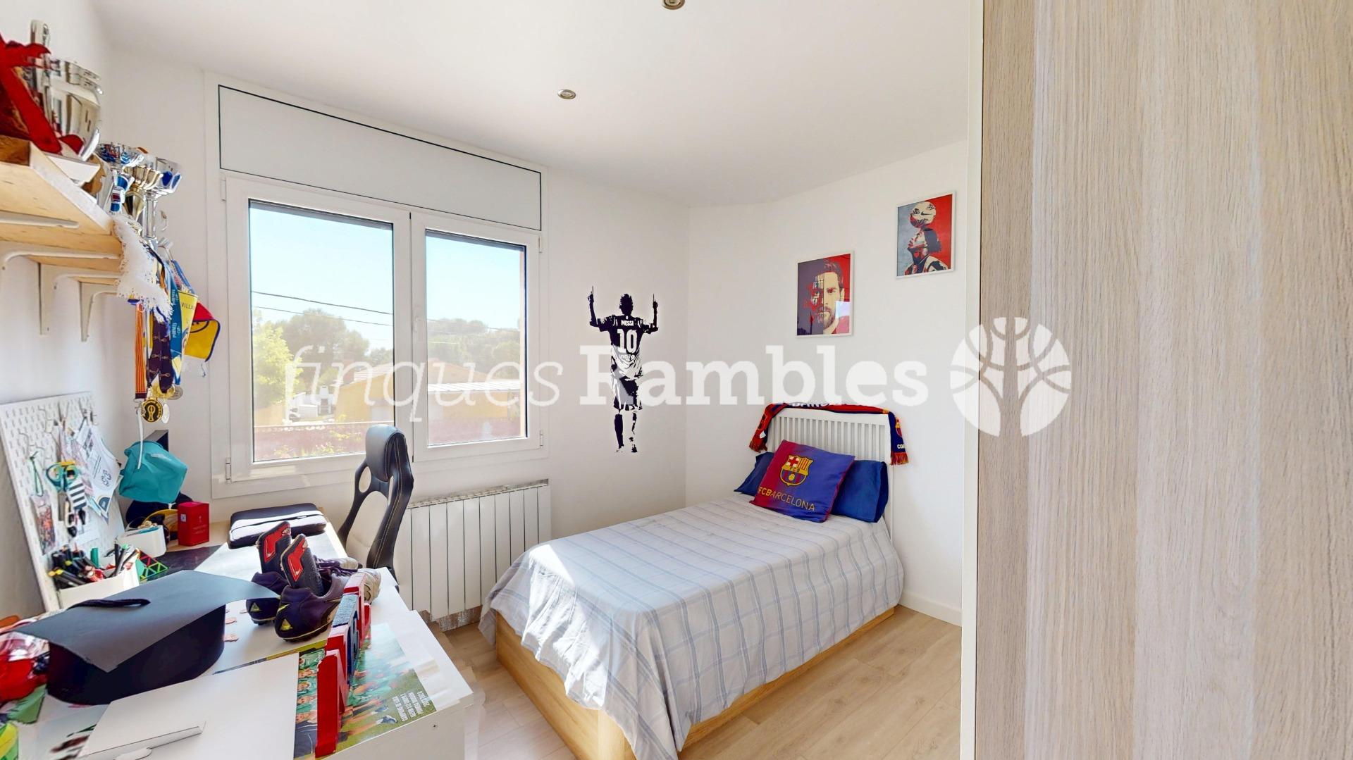 Chalet – La Torre de Claramunt (El xaro 2)