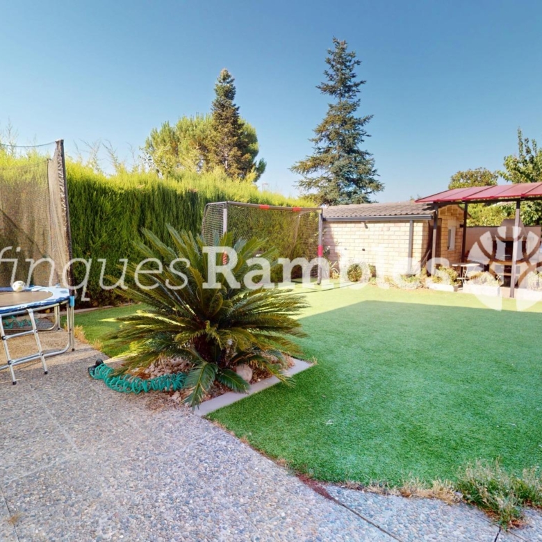 Chalet – La Torre de Claramunt (El xaro 2)