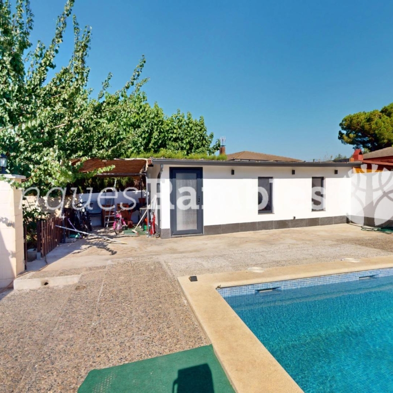 Chalet – La Torre de Claramunt (El xaro 2)