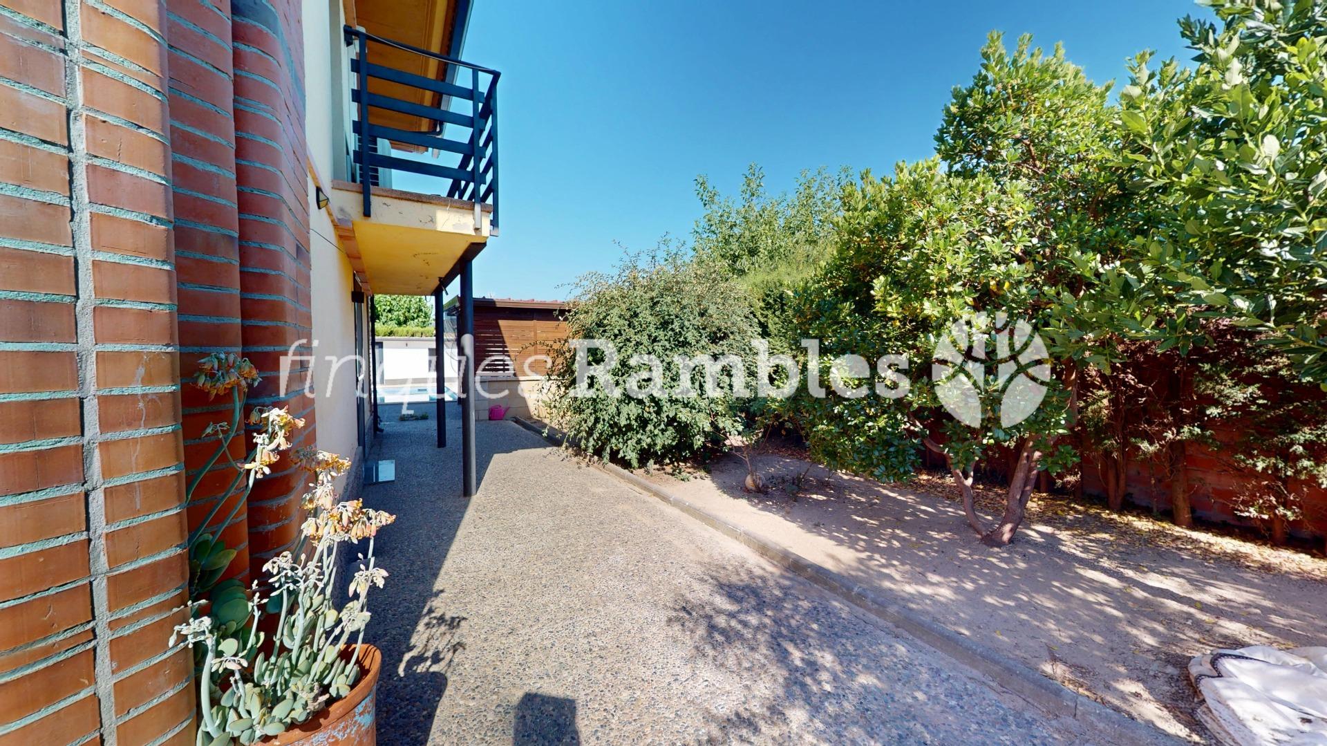 Chalet – La Torre de Claramunt (El xaro 2)