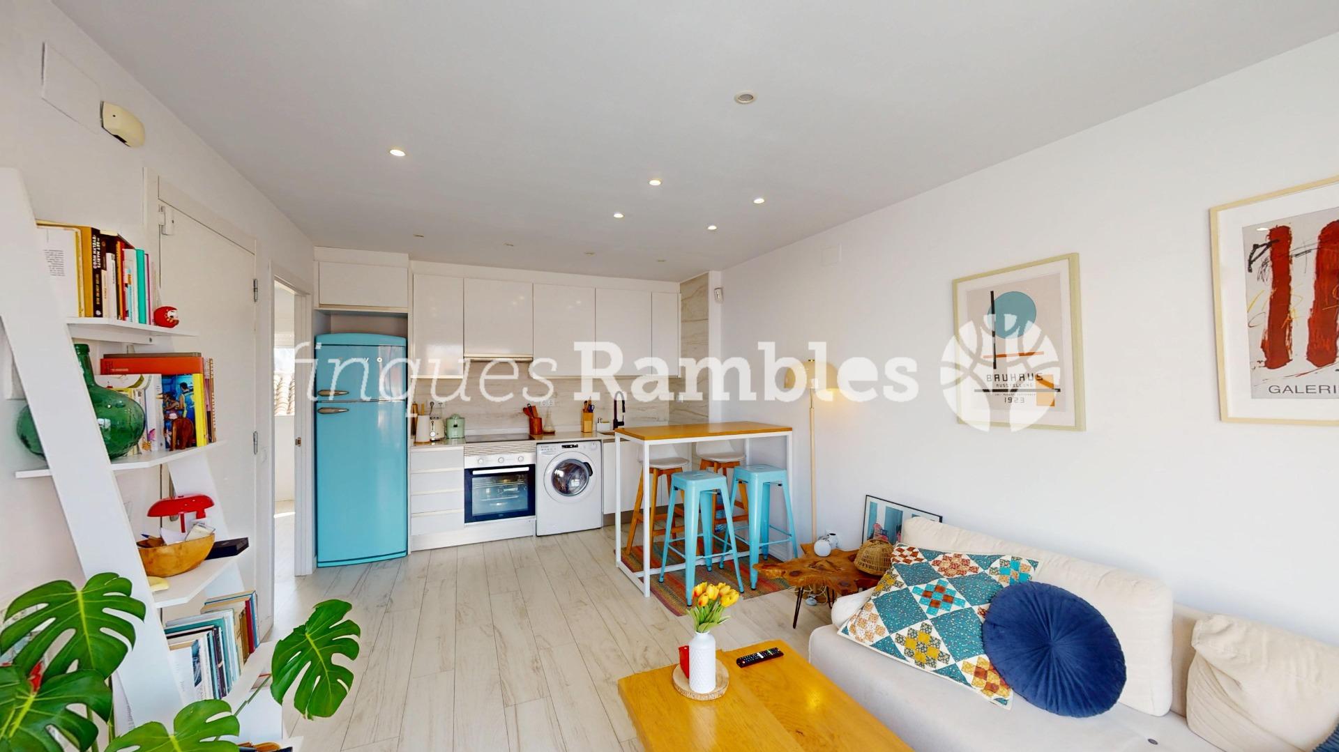 ESPECTACULAR ÀTIC, AMB DUES TERRASSES PRIVADES! – 6 ESPECTACULAR ÀTIC, AMB DUES TERRASSES PRIVADES!