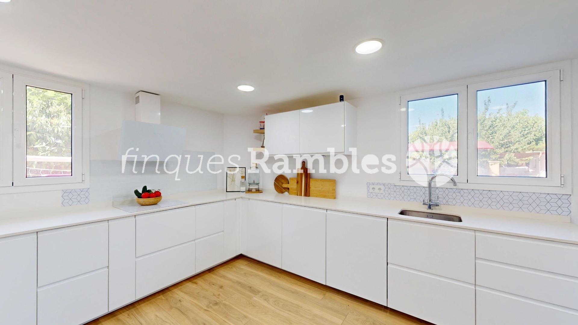 Chalet – La Torre de Claramunt (El xaro 2)